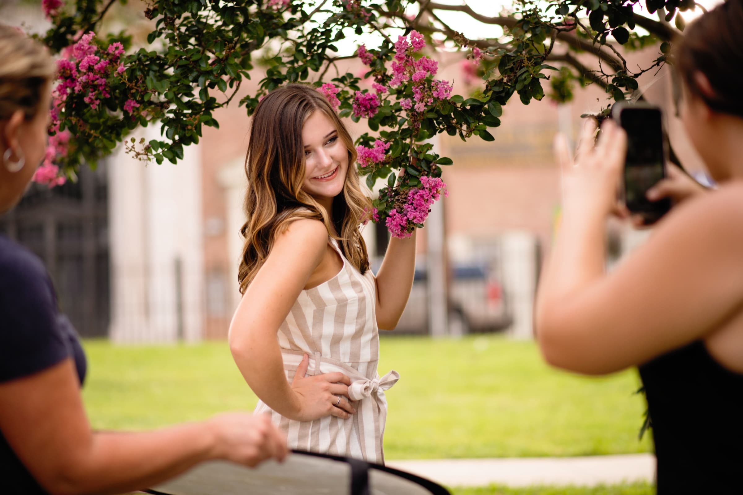 Behind the scenes of an Emily Kathryn senior portrait session